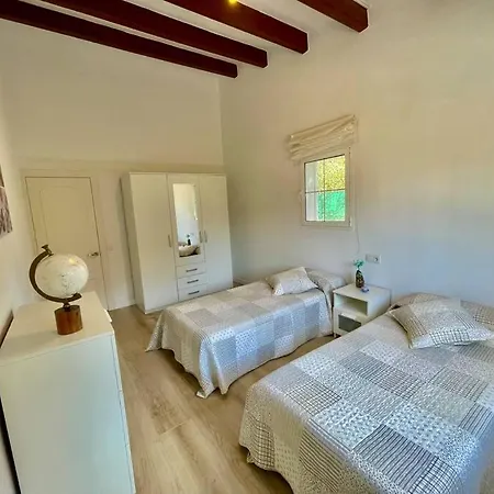 Dom wakacyjny Casa Tipica Menorquina- Anilia